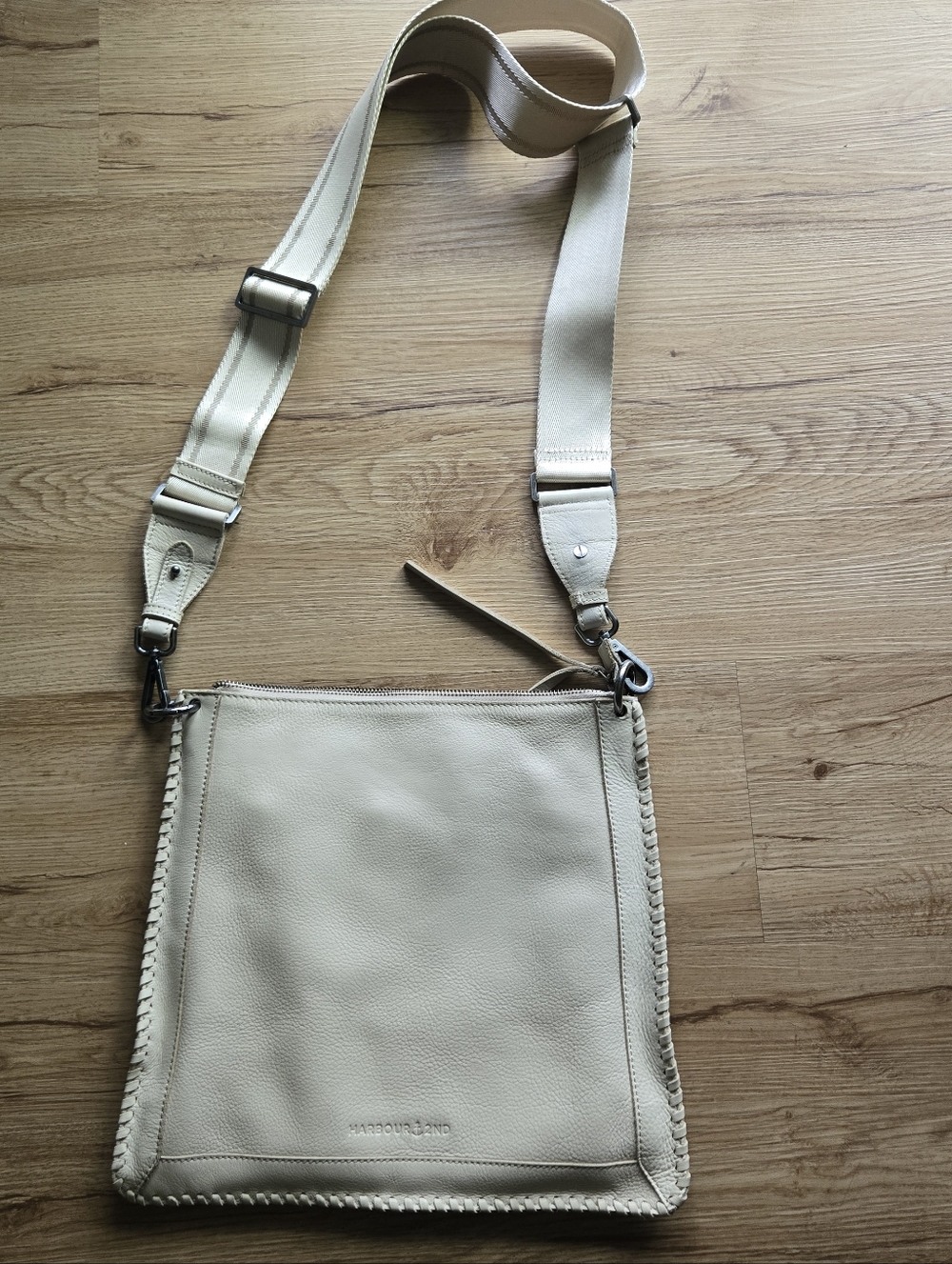 Harbour 2nd Cream Leather Shoulder Hobo W13 H12